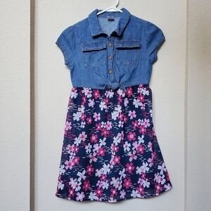 Wonder Nation Girls Denim/ Floral Dress. Size 7-8